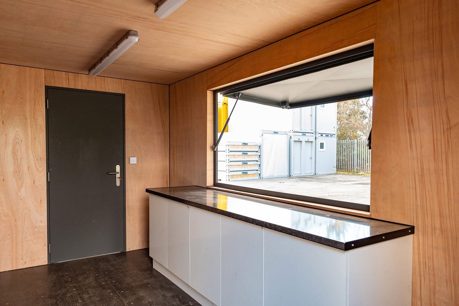 20ft Customised Container Kiosk – Fully Converted, Ready to Use - Image 2