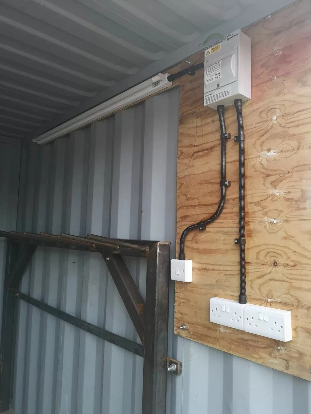 10 ft x 8 ft Rigging Loft / Tackle Store / Steel Storage Container Bespoke - Image 5