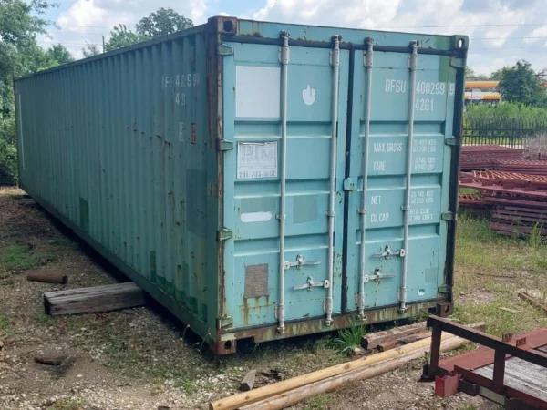 Watertight 40ft Shipping Container – Extra Space for Storage.