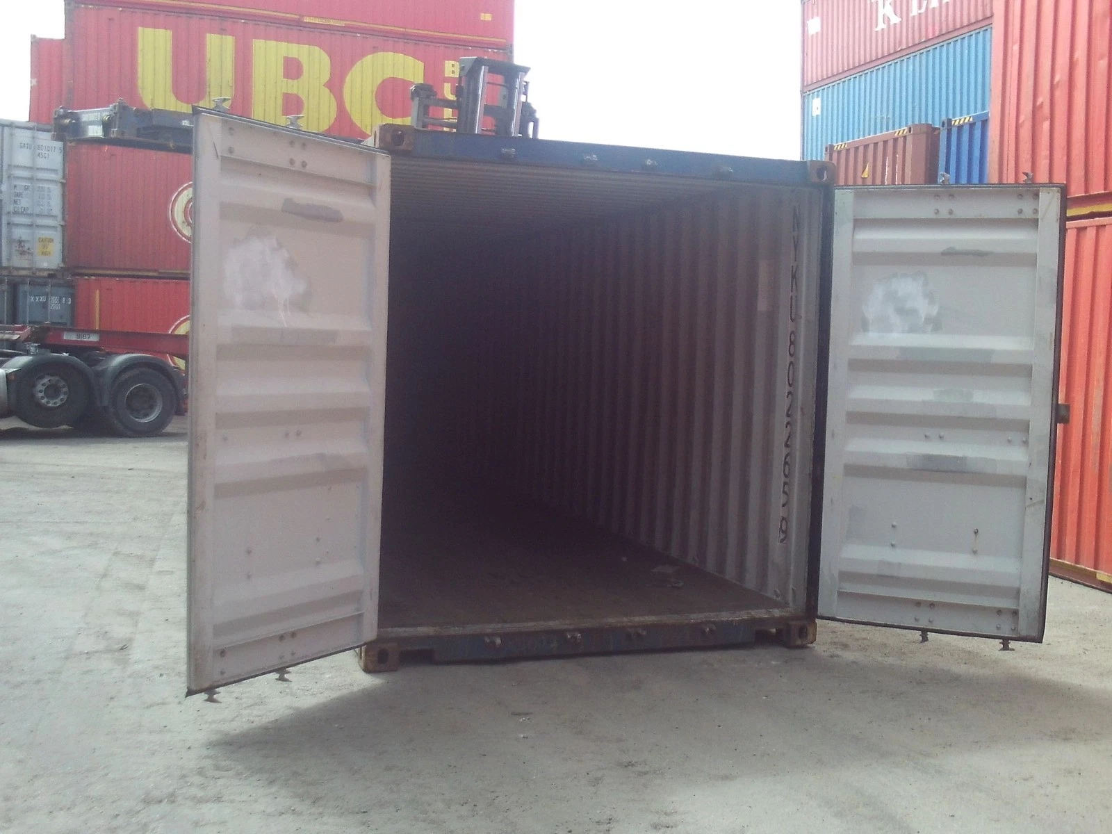 40 ‘ Standard Quality Shipping / Storage Container - Image 3