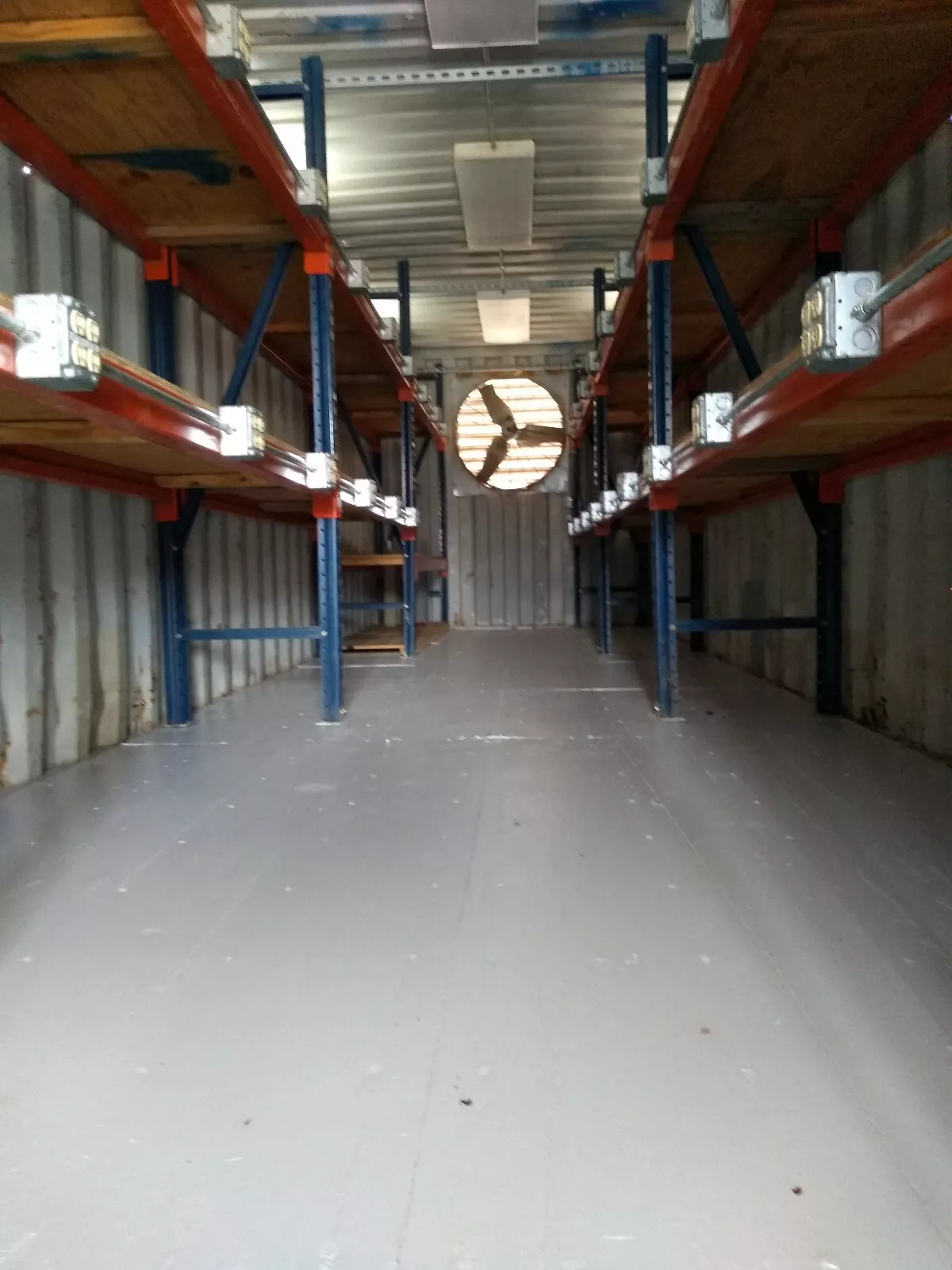 40 ft Container Shop – Climate Controlled Office + Inventory Storage / Racking - Image 6